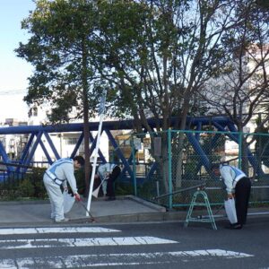 会社および西横浜駅周辺清掃活動(2019年3月)