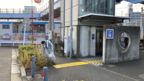 会社および西横浜駅周辺清掃活動(2022年1月)